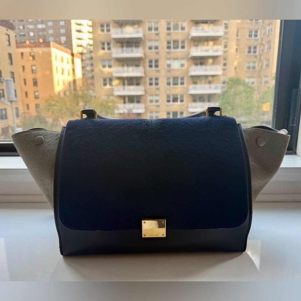 CÉLINE Trapeze Medium Colorblock Shoulder Bag - Blue/Grey Ponyhair + Leather